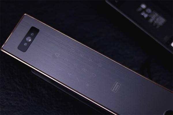 一款能夠看你臉色行事的門鎖 VOC智慧門鎖T11 Face測評