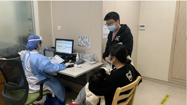 一號難求！一天接診800多人！餘杭醫院兒科就診量翻了兩倍，很多孩子中招......
