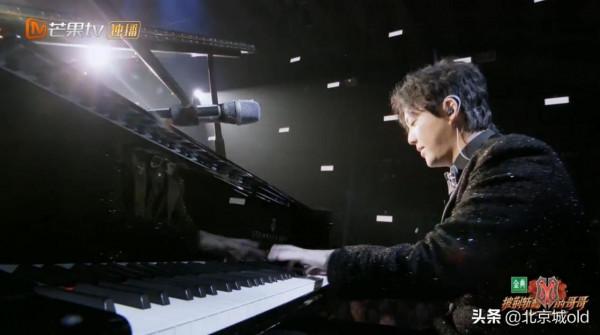 《披荊斬棘》寶藏哥哥，劉迦舞臺表演成功出圈，李雲迪驚豔全網