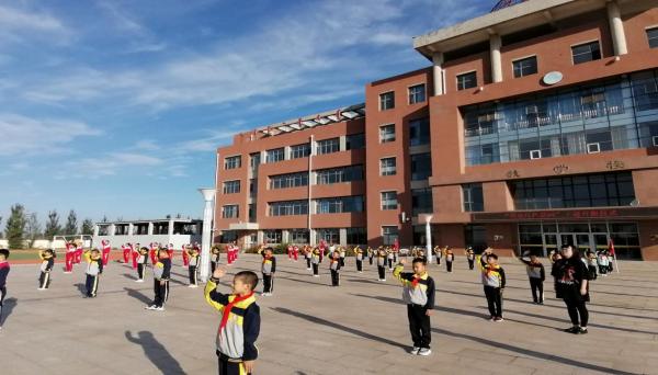 “傳承紅色基因”——金河鎮第一中心校紀念九一八愛國主義教育活動