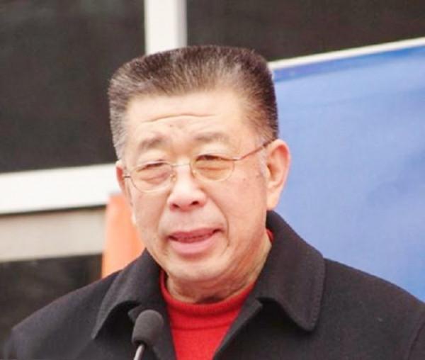 “養牛狀元”56歲踏足房地產，躍升燕郊首富，隱退後孫子被撞身亡