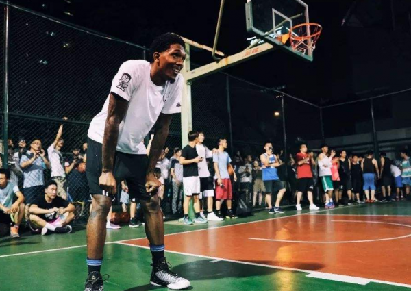 恭喜路威！NBA新紀錄誕生，庫裡親爹被超越，歷史最強第六人出爐