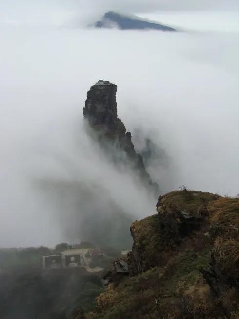 大美梵淨山 猶如仙境 煙霧繚繞