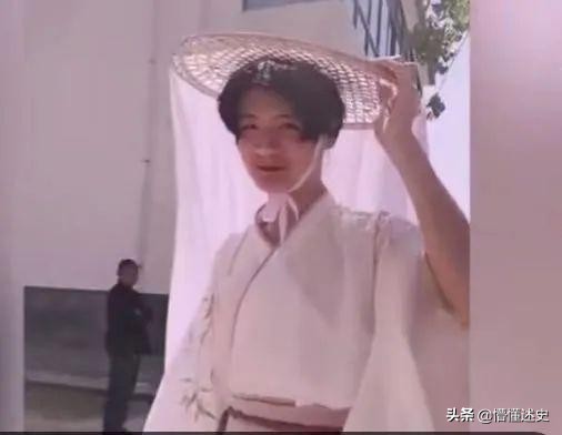 河南大學生在菜地建高鐵，穿隧道還能變軌，網友稱其“基建狂魔”