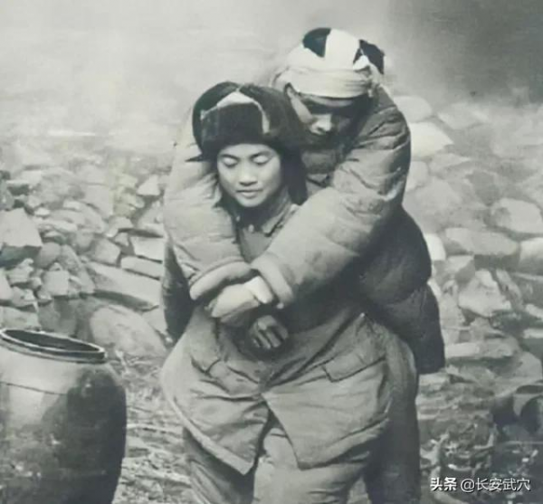 解秀梅：朝鮮戰爭中只開了一槍，殺一個敵人，她的一等功從何而來