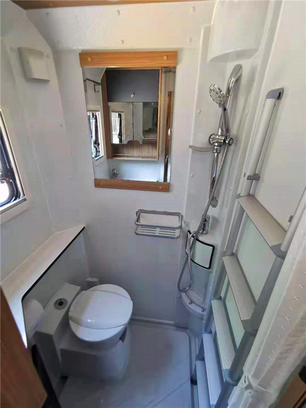 戴德雲遊房車高性價比車型，主機廠出口品質