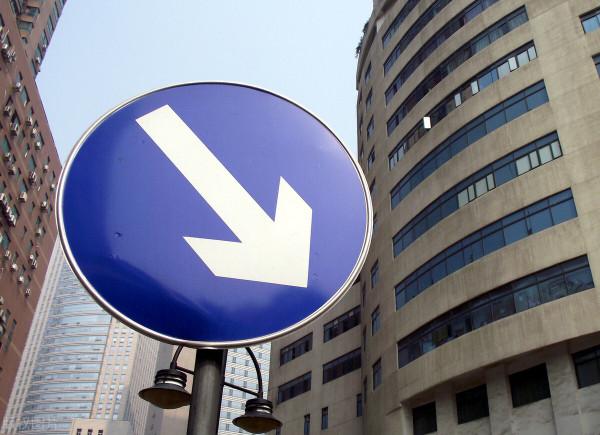 二手房將迎來貶值潮，為什麼炒房客不降價拋售？內行指出3個原因