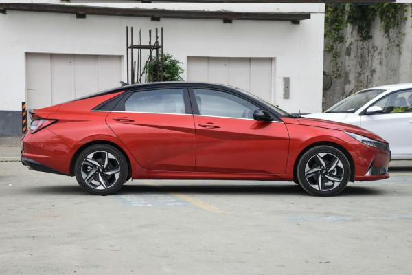 老將換新顏，第七代伊蘭特，除了顏值提升外，實力是否大增？