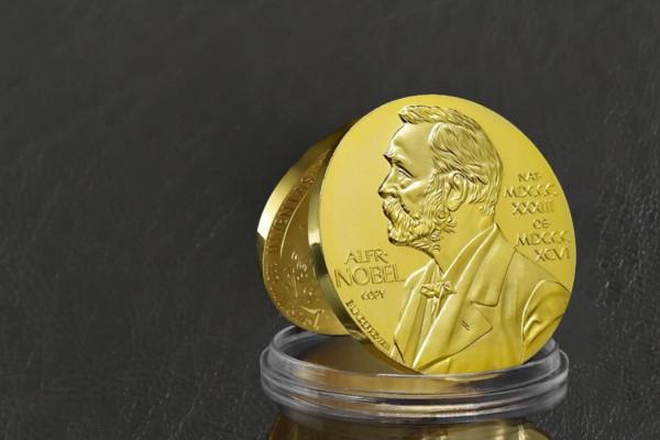今年諾貝爾獎“爆冷”，研究吃辣的獲獎！其實醫學獎有段黑歷史？