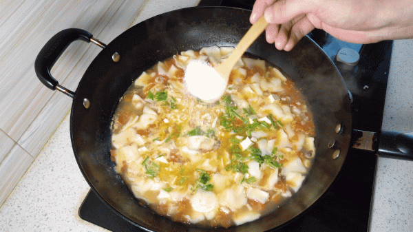 新疆湯飯的做法，揪片子的家常做法，暖胃又暖心的新疆湯飯