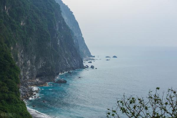 封邑歸國、藩鎮割據、軍閥專制、省級行政自治區中央集權千年博弈