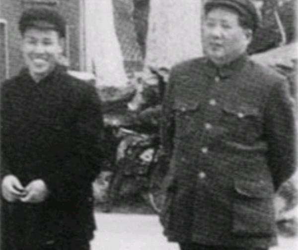 開國大典結束後,毛澤東毫無睡意,說完這一段話後,湧出了淚花 開國大典結束後,毛澤東毫無睡意,說完這一段話後,湧出了淚花