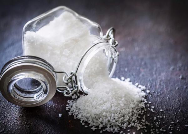 男性晨起“第一次”上廁所，若沒有3種現象，或表明腎功能健康