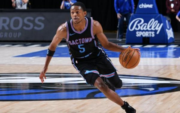 奧尼爾凡爾賽回顧奪冠,名宿再支招濃眉,國王新星誇自己速度最快 奧尼爾凡爾賽回顧奪冠,名宿再支招濃眉,國王新星誇自己速度最快