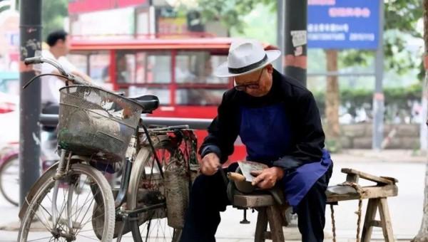 農村以前有賒鍋賒刀人，用壞了也不見人收錢，這些人有什麼來頭？