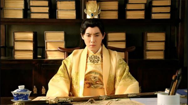 康熙年少時生擒鰲拜,晚年為何突然後悔?還親自為鰲拜平反 康熙年少時生擒鰲拜,晚年為何突然後悔?還親自為鰲拜平反