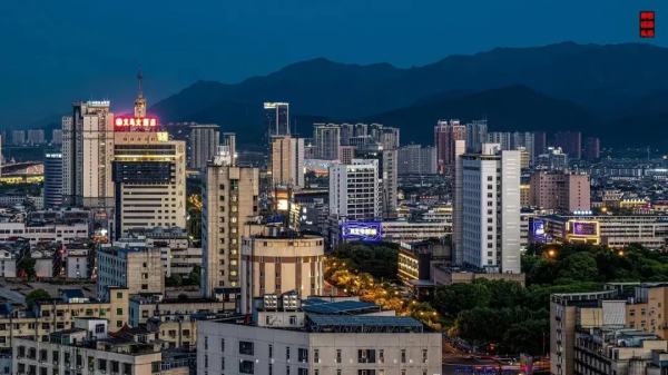 700年神秘古村落意外走紅！霧海竹林萬畝，24h鮮氧環繞，宛若仙境