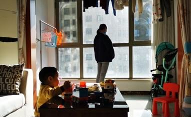 全職媽媽首次外出工作,收入5000元,花掉2500,被罵敗家 全職媽媽首次外出工作,收入5000元,花掉2500,被罵敗家