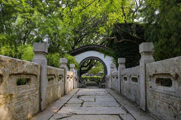 夏日度假好去處，古九州之一青州遊玩攻略