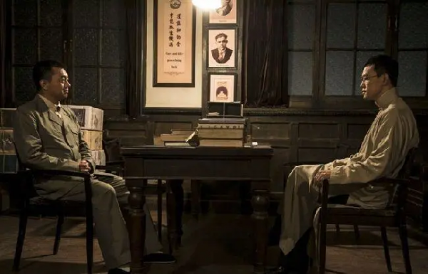 特工之王李克農有多厲害？完虐毛人鳳，周恩來：功勞比一個軍還大