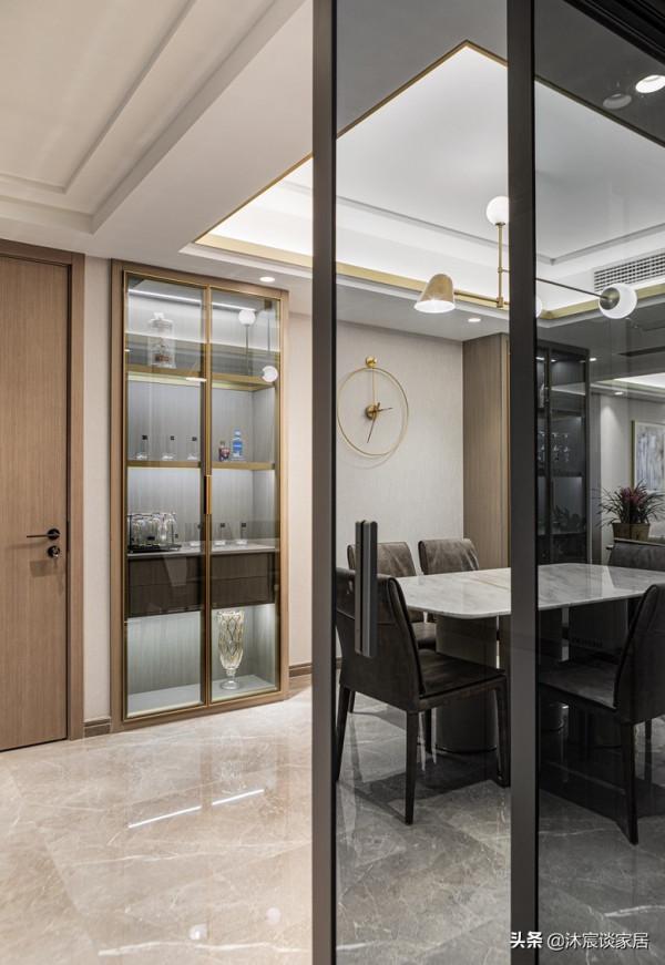 若再裝修,我就選現代輕奢風,灰色瓷磚通鋪在室內,真是高階大氣 若再裝修,我就選現代輕奢風,灰色瓷磚通鋪在室內,真是高階大氣