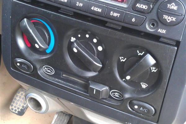 五菱榮光改裝後視鏡加熱功能,提升雨霧天氣行車安全! 五菱榮光改裝後視鏡加熱功能,提升雨霧天氣行車安全!