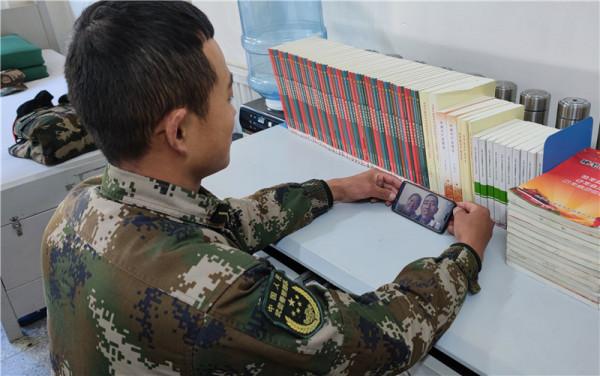 我的春節記憶①丨月下守望如松，惟願萬家團圓