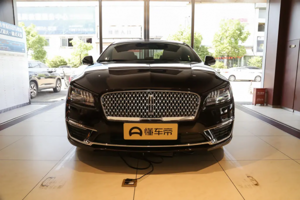 解讀林肯MKZ尊享版，擁有大氣的外觀、充沛的效能，可惜停售了