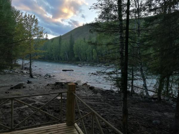 大美新疆八月全程遊記7：禾木印象-上（禾木橋、小木屋，下冰雹）