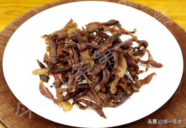 買年貨時，別總買花生瓜子，推薦自制4道小零食，全家老少都喜歡