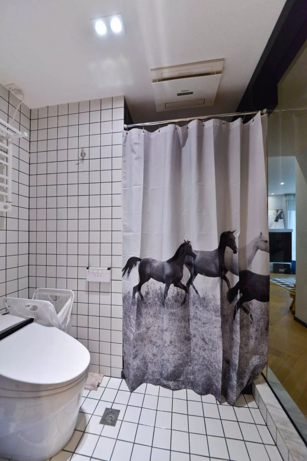 50㎡輕奢風小戶型裝修，三分離衛生間+衣帽間，看一眼就讓你心動