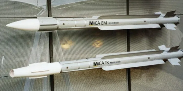 威脅中國?印度“陣風”戰機掛導彈秀肌肉,“捱了打還不消停” 威脅中國?印度“陣風”戰機掛導彈秀肌肉,“捱了打還不消停”