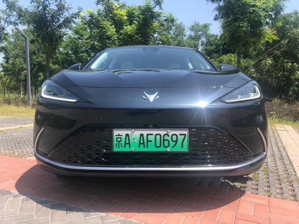 鮮試車|時尚前衛的全能選手 試駕ARCFOX極狐阿爾法S 鮮試車|時尚前衛的全能選手 試駕ARCFOX極狐阿爾法S