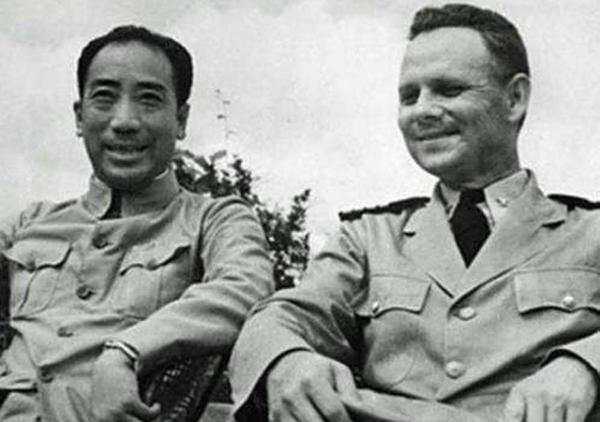 戴笠墓地：七個老農挖了一星期才挖開，屍身被丟棄於小水塘