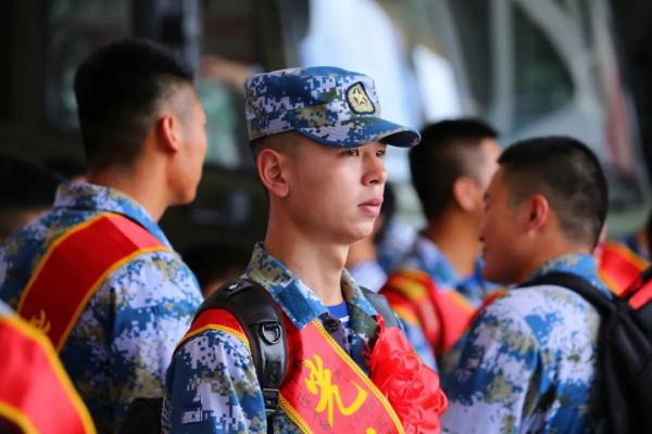 運-20赴南沙接退伍老兵,專家:表明南沙島礁相關機場完全滿足大型飛機起降條件 運-20赴南沙接退伍老兵,專家:表明南沙島礁相關機場完全滿足大型飛機起降條件