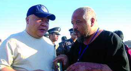 曾一次性喝27扎啤酒，因“翻譯官”一角走紅，劉金山如今怎麼樣了