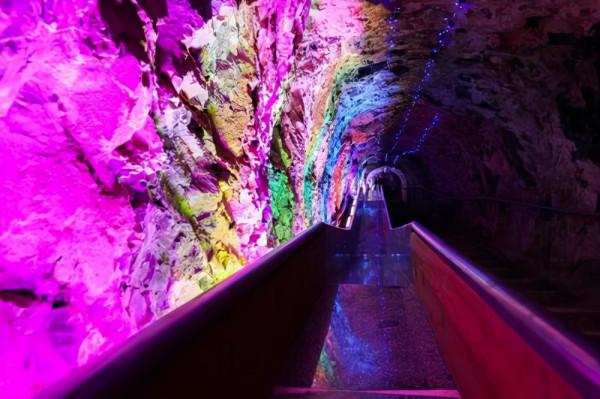 北京一神秘洞穴奇觀,怪石嶙峋四季16度,距市區不遠公交直達 北京一神秘洞穴奇觀,怪石嶙峋四季16度,距市區不遠公交直達