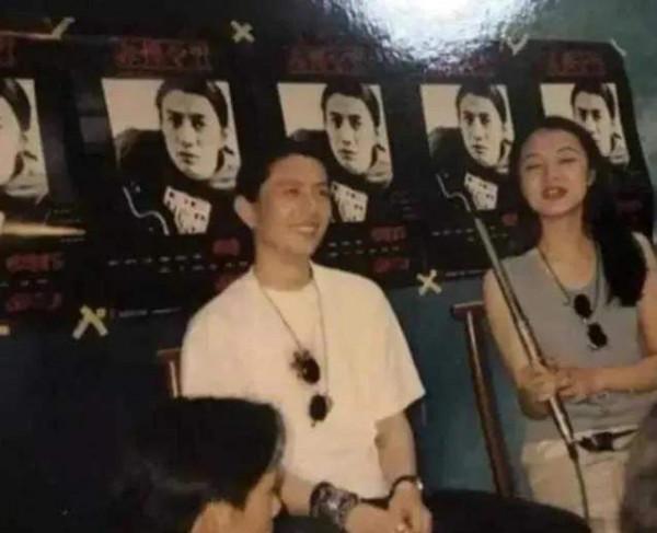 &OpenCurlyDoubleQuote;灰姑娘&rdquo;孫鋒：與鄭鈞奉子成婚，陪伴他成長，教會他愛情