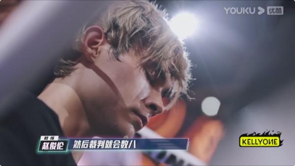 24位明星“互毆”，有人被打哭，有人被打臉，還有人緊急吸氧