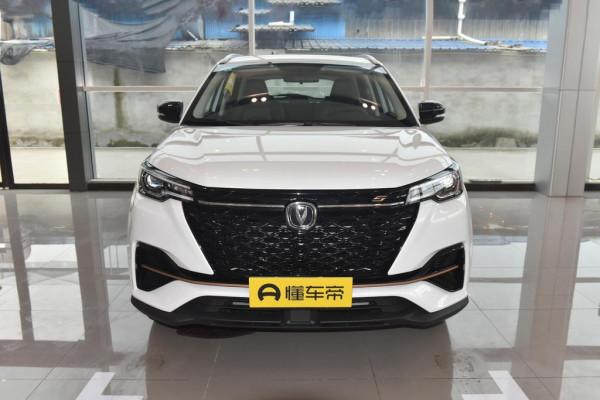 長安CS55 PLUS:5門5座SUV,搭載180馬力+6MT動力,造型時尚 長安CS55 PLUS:5門5座SUV,搭載180馬力+6MT動力,造型時尚