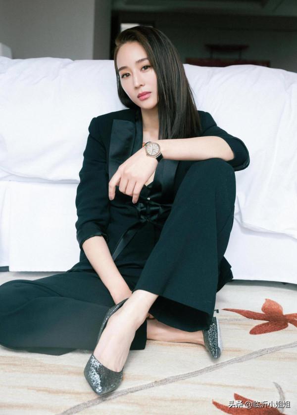 張鈞甯，優雅溫婉的知性美女！才華型藝人的代表，太迷人了