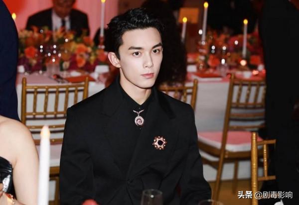 2021演技突破演員:王一博吳磊上榜,趙麗穎迪麗熱巴楊紫競爭激烈 2021演技突破演員:王一博吳磊上榜,趙麗穎迪麗熱巴楊紫競爭激烈