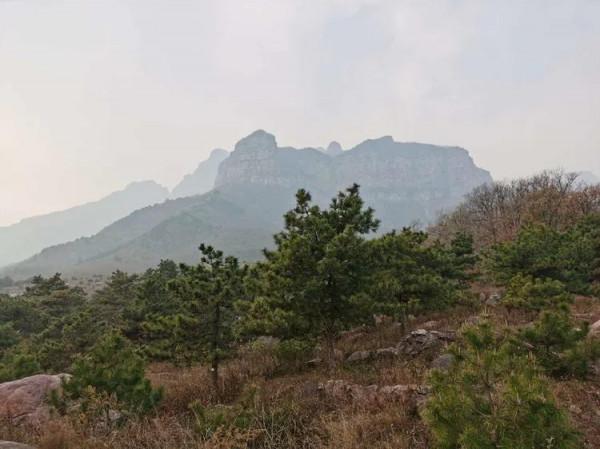 徒步白雲寺渡槽一一絕壁大梯一一上白雲一一白雲寺 徒步白雲寺渡槽一一絕壁大梯一一上白雲一一白雲寺