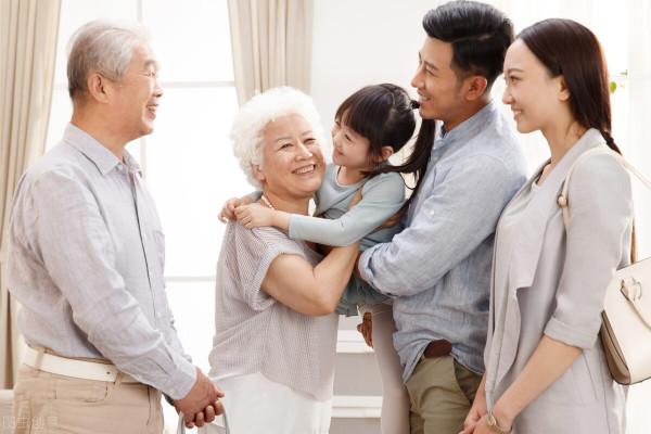 蔬菜價格上漲，菜農不但不高興反而憂愁，錢少賺了不說，還賣不掉