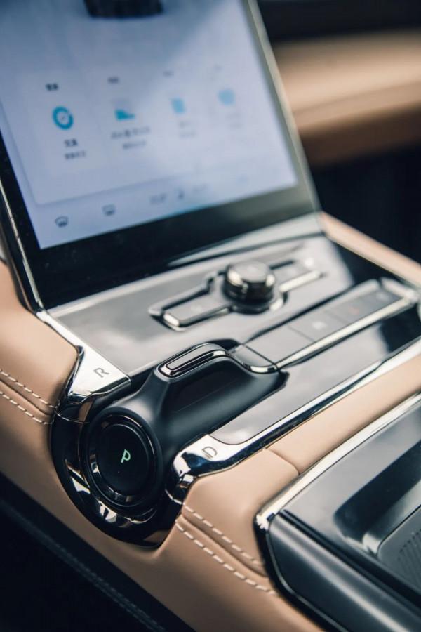 與蔚來一起,向過去尋找答案 與蔚來一起,向過去尋找答案