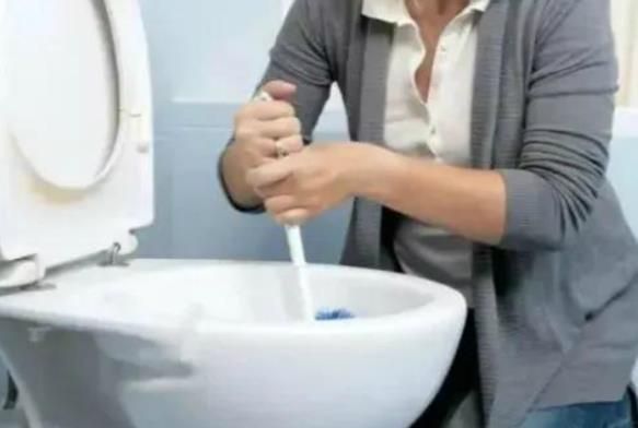 當下水道又雙叕被堵了？教你一招搞定