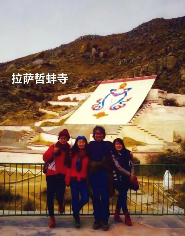 從毛阿敏身價百億60歲老公突然逝去看人間煙火最值得珍惜