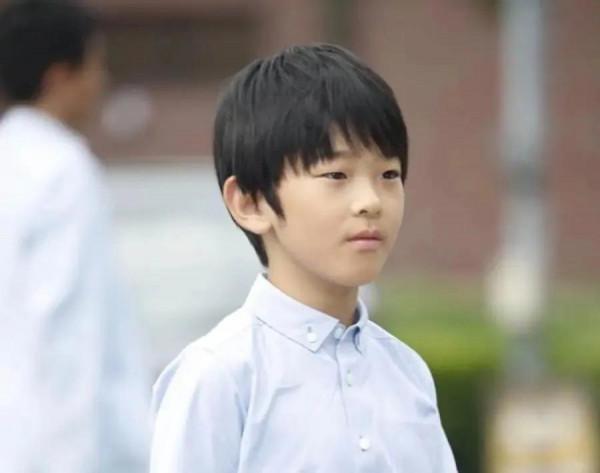 為防受真子事件的影響，日本宮內廳嚴格控制悠仁親王的行動