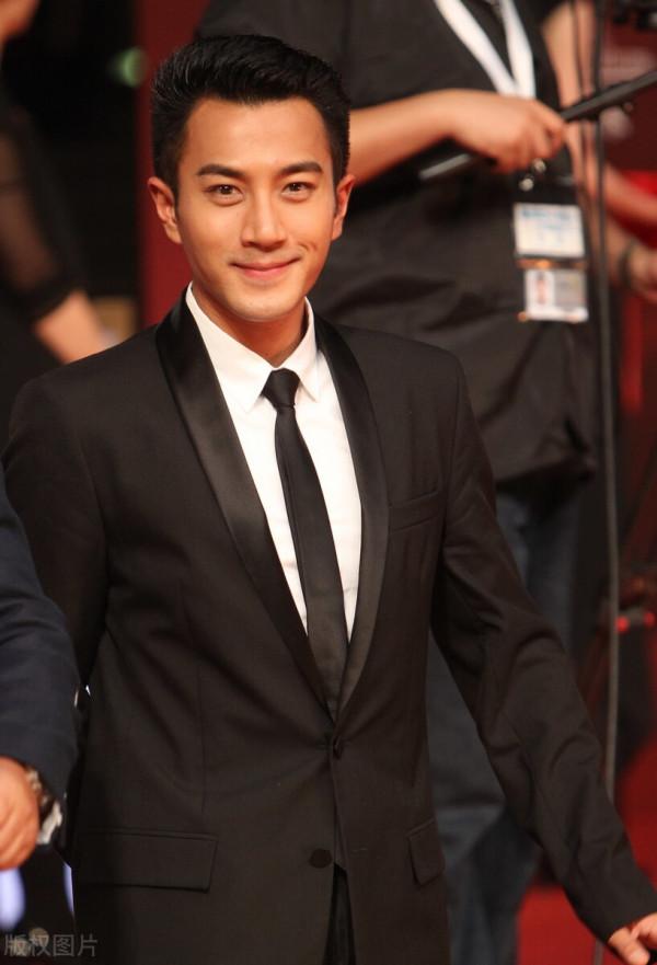 劉愷威這麼調皮的嗎,真帥 劉愷威這麼調皮的嗎,真帥