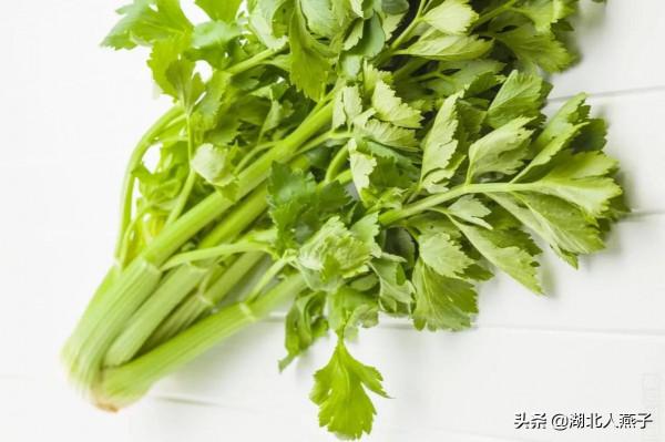 春天容易上火，最適合吃5種&OpenCurlyDoubleQuote;護肝菜&rdquo;和2種&OpenCurlyDoubleQuote;補肝茶&rdquo;，對身體好